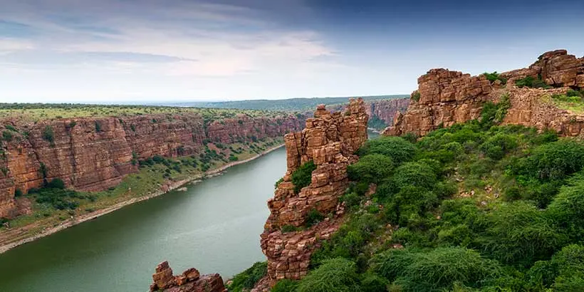 Ready to Escape? Discover These Low-Key Weekend Trips from Your City!